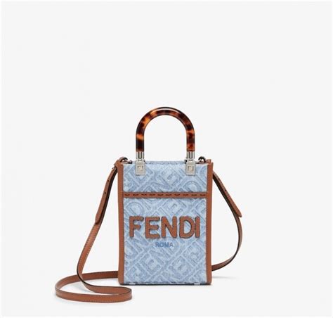 Fendi 手袋推介｜10+ 經典包款最新價錢一覽！除了 